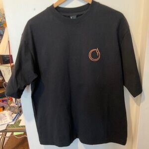 NWT Derschutze Black Medium T-Shirt